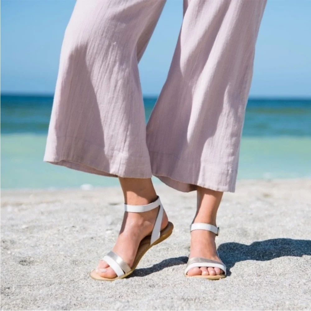 Born White Mai Easy Ankle Strap Sandals Size 7